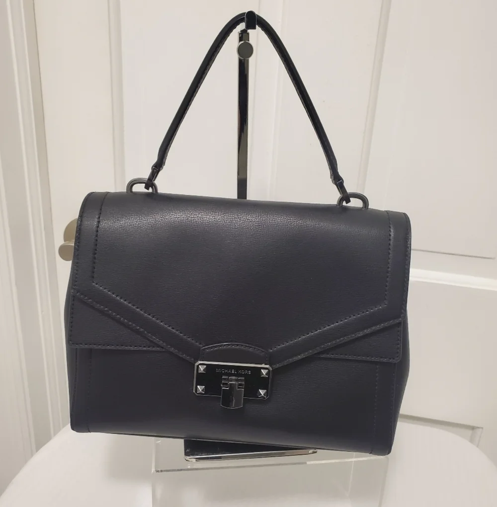 Michael Kors "KINSLEY" Black Leather Satchel, Business, Stylish, Chic - Picture 1 of 12
